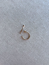 Load image into Gallery viewer, Mini Hoop Earring Set
